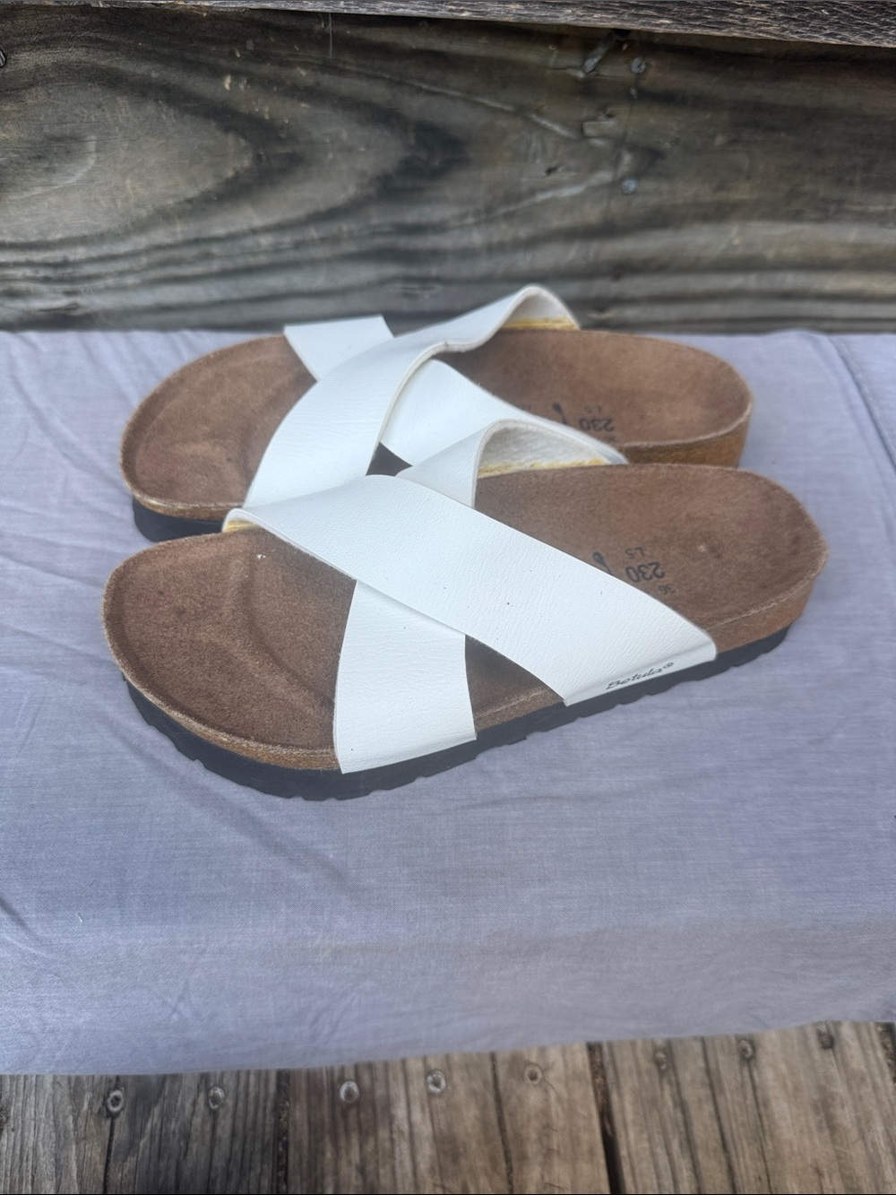 White Cross-Strap Birkenstock sandals - Picture 2 of 4